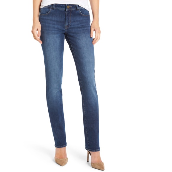 DL1961 Denim - DL1961 Coco Curvy Straight Pacific Denim Jeans 27